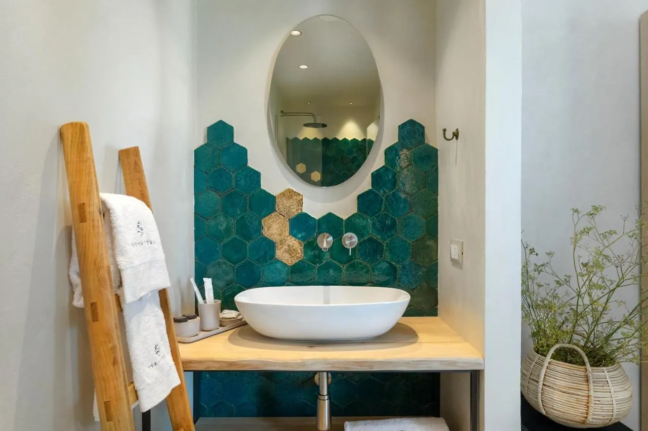Terranura Bed & Breakfast Reitani 0*,