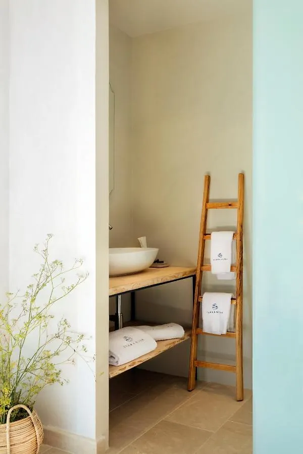 Terranura Bed & Breakfast Reitani